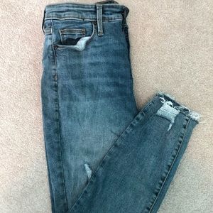 Women’s jeans